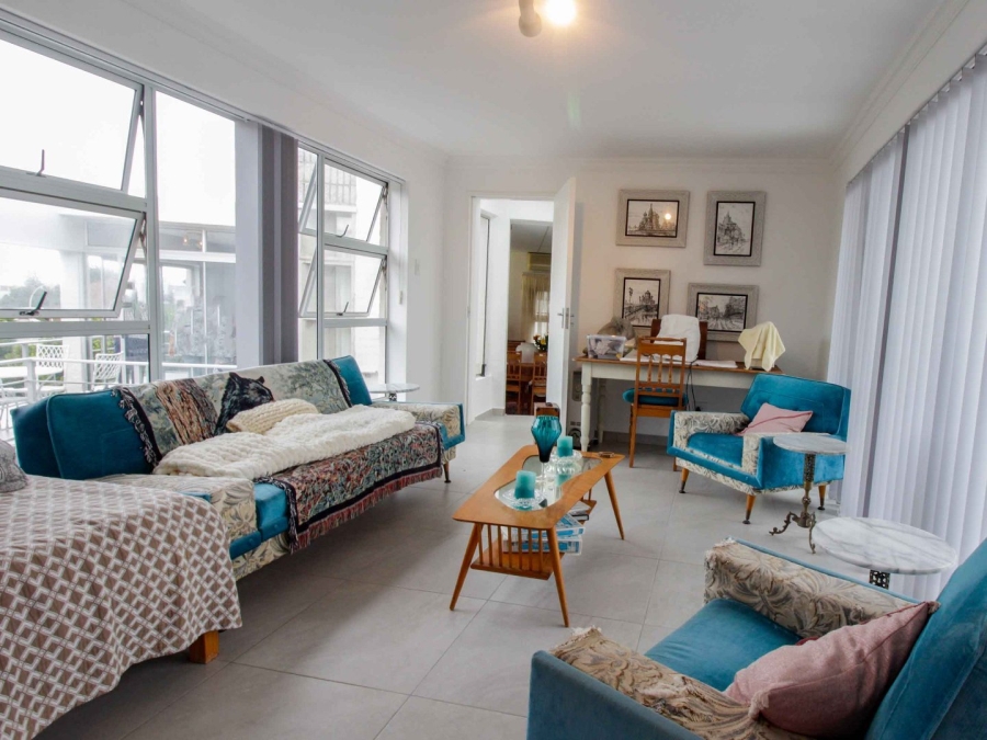 3 Bedroom Property for Sale in Wavecrest Eastern Cape